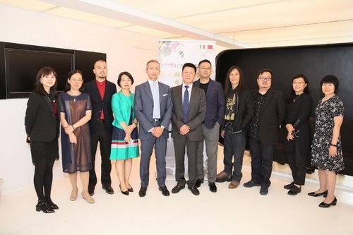 Img496719369.jpg 姜武受邀意大利电影展 《拆弹专家》震撼亮相