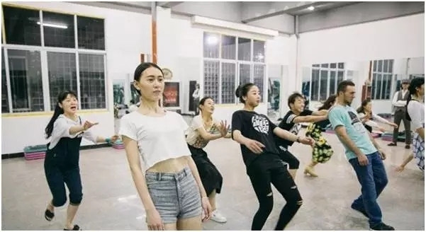 640.webp (6).jpg 中国"网红学院"震惊意媒!