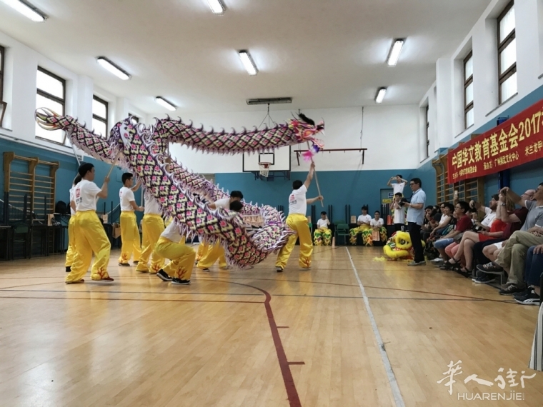 nEO_IMG_微信图片_20170623113935.jpg (视频)2017禅武文化培训团米兰站举行结业仪式暨汇报演出