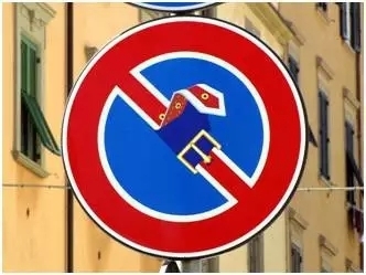 640.webp (24).jpg 专跟路牌过不去的街头艺术家Clet Abraham又来了!