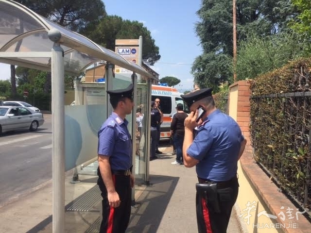 carabinieri accoltellamento via pistoiese.jpg 普拉托华人街发生血案 一华人在工场里被刺伤后背