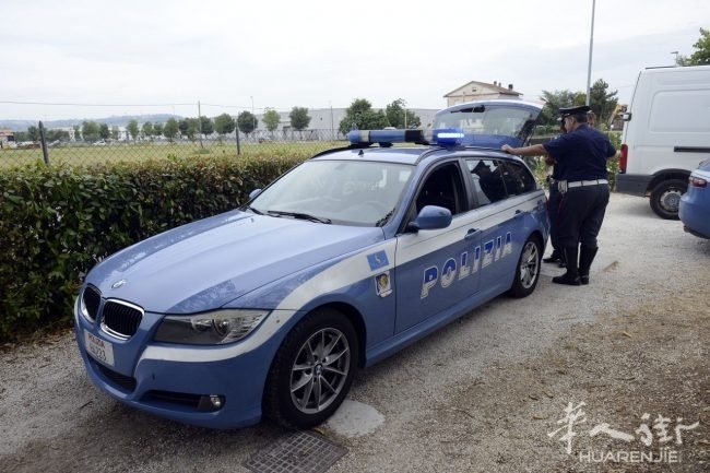 Polizia_Colbuccaro_incidente7-650x433.jpg 11岁华人小男孩在路边被卡车挂到 受伤昏迷未醒
