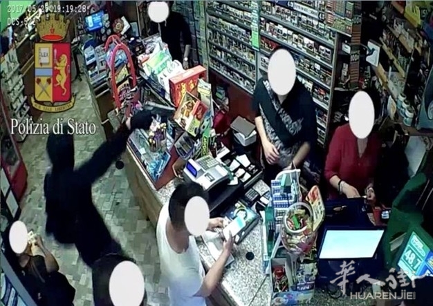 360se_picture (2).jpg (视图)米兰专门从事抢劫的4名少年团伙被抓获