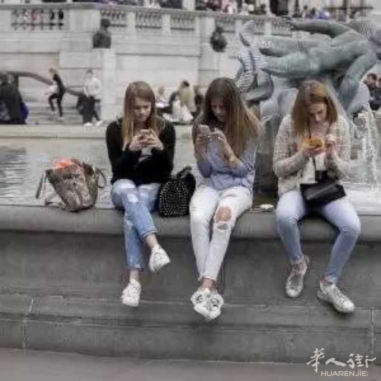 picture.jpg 意青年人游手好闲居欧洲之首!