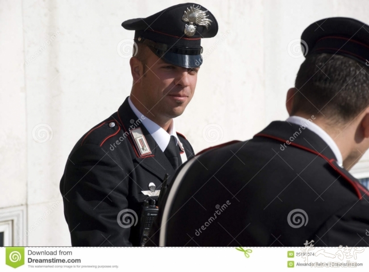 carabinieri-poliziotti-italiani-36193074.jpg 扒一扒意大利混乱重复的警察系统