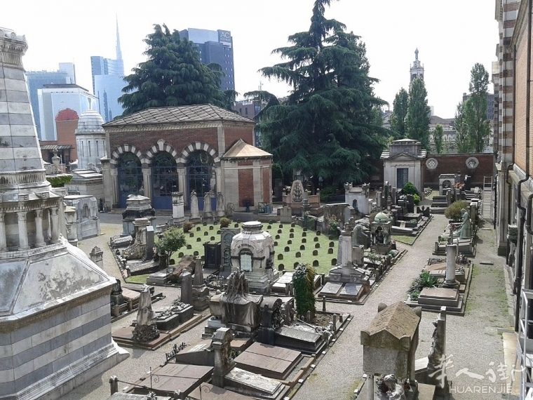 Jewishsectioncimiteromonunentalemilano.jpg 你对米兰华人街边上的纪念公墓了解多少?