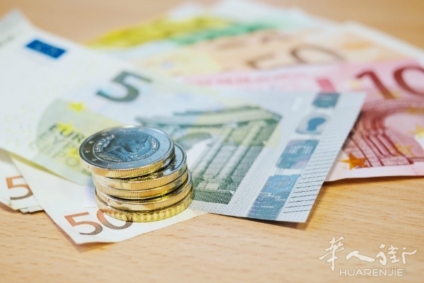 tipping.jpg 世界小费不成文的规定,咱们到底给是不给?