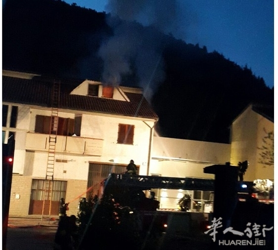 f4b22f0c08250ca9a140c8d534242d16f4f3e2e9.jpg 普拉托一栋房子起火2名华人死亡14岁少年获救