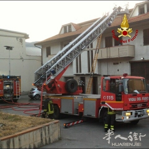 incendio-appartamento-vaiano-la-tignamica-due-morti74.jpg 普拉托一栋房子起火2名华人死亡14岁少年获救