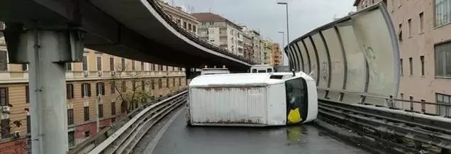 640.webp (5).jpg 罗马遭遇"史诗级堵车": 100米堵1小时, 明早恐还将继续! ...