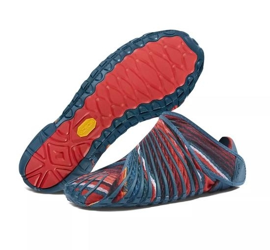 eB1f-hencxtv1051379.jpg 意大利金圆规奖落幕 Vibram Furoshiki获奖
