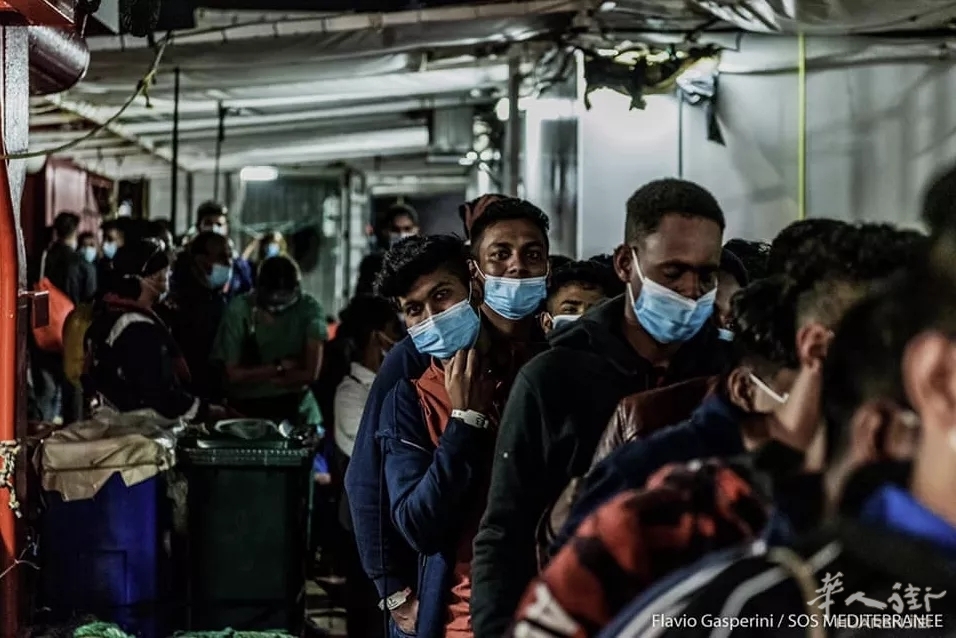 北边威尼斯省42难民确诊, 南边西西里30难民出逃, 引社会大恐慌! .