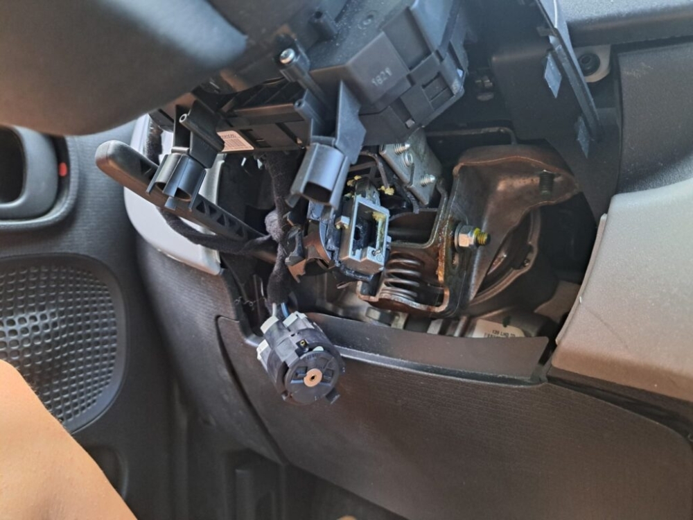 furto-auto-Fiat-Panda-a-San-Giorgio-a-Colonica-usata-come-ariete-per-furto-a-dit.jpeg