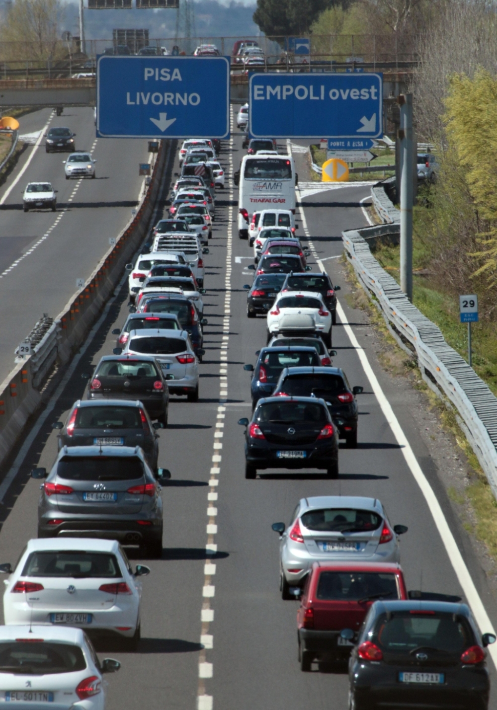 traffico-sulla-superstrada-fipili-foto-germogli.jpg