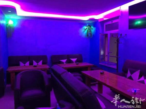 米兰华人街 原大自然酒吧 重新包装 成零点酒吧 正