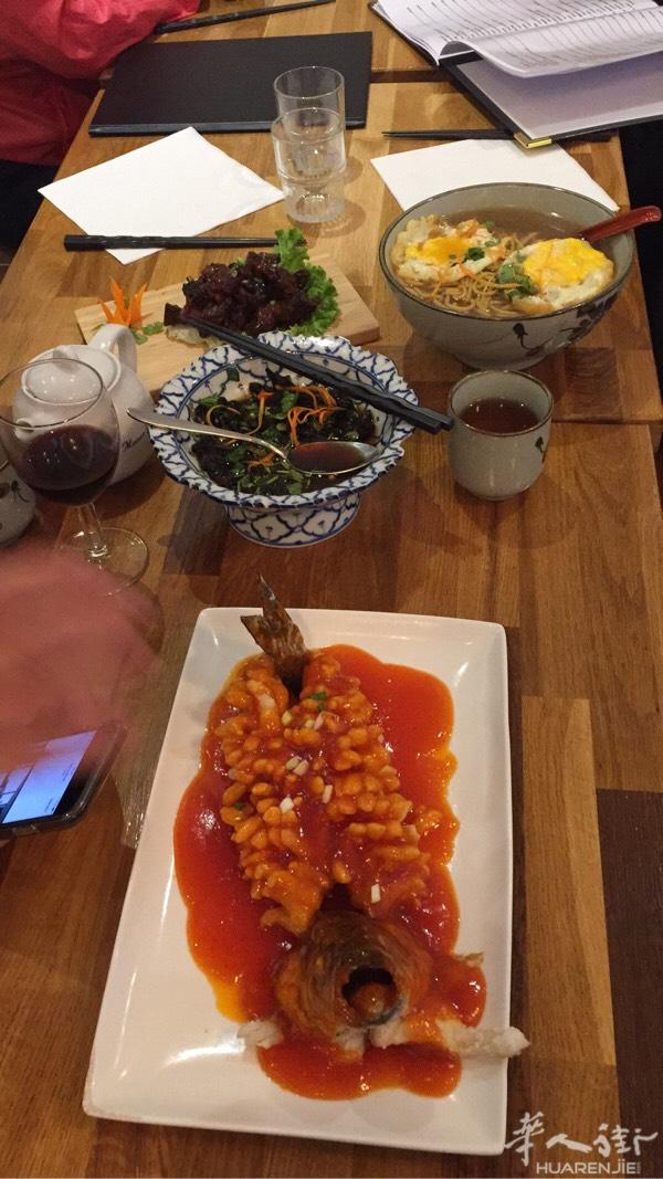 特色牛肉米粉，川菜