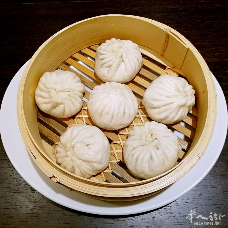 在巴黎也可以吃到狗不理包子啦！
