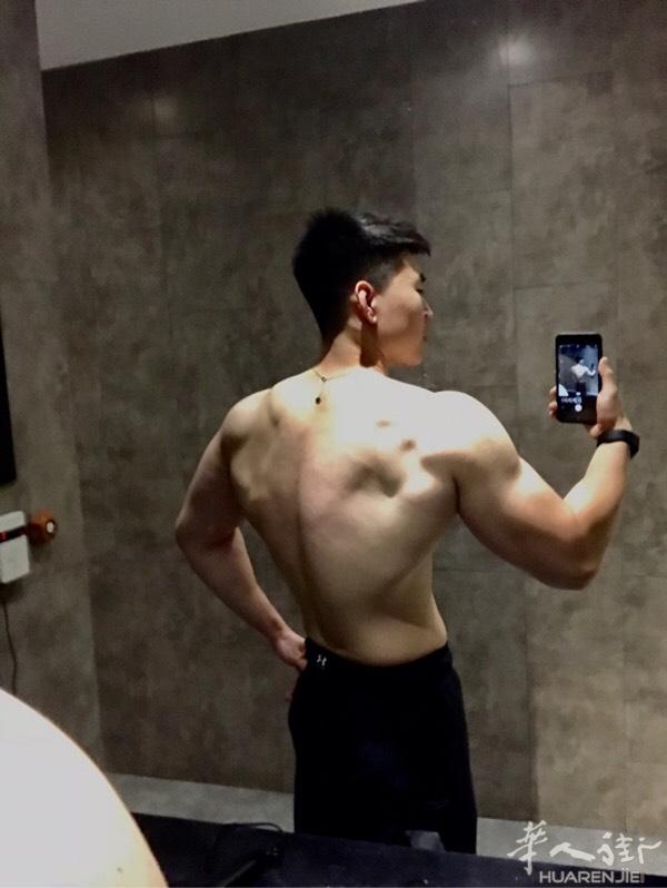 小巴黎健身教练
