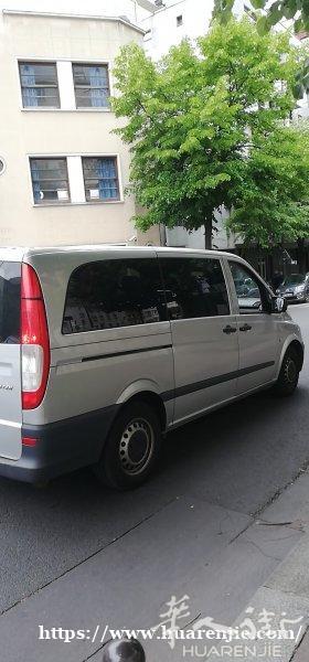 九座专业机场接送，旅游包车 07 67 77 97 07