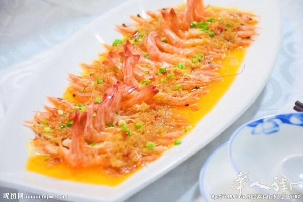 餐馆位于普拉托 罗马公园附近 有各类点心 小炒 有