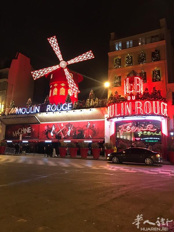 本人专业接送大巴黎地区旅游景点，购物中心，机场接送