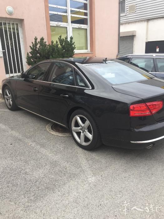 有人需要用车的请联系，高级轿车A8，本人是老司机保证安全，联系电话，066271