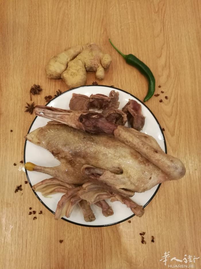 扬州小厨房 正终综淮扬特色， 在方圆市十里和呱呱到家正式上线啦！开业酬宾有礼相送