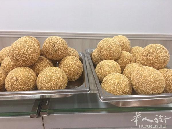 十三区《陈记卤味》开张了。