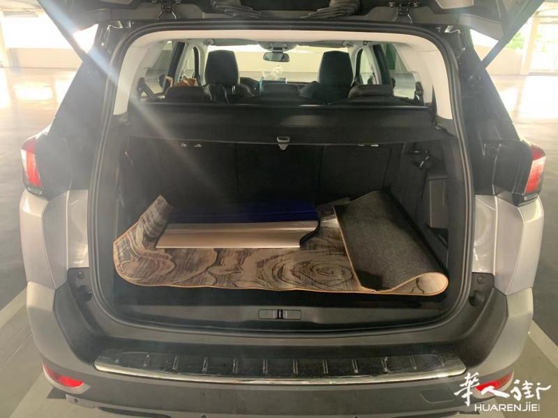 巴黎 用车服务 7座SUV 干净舒适 价格合理