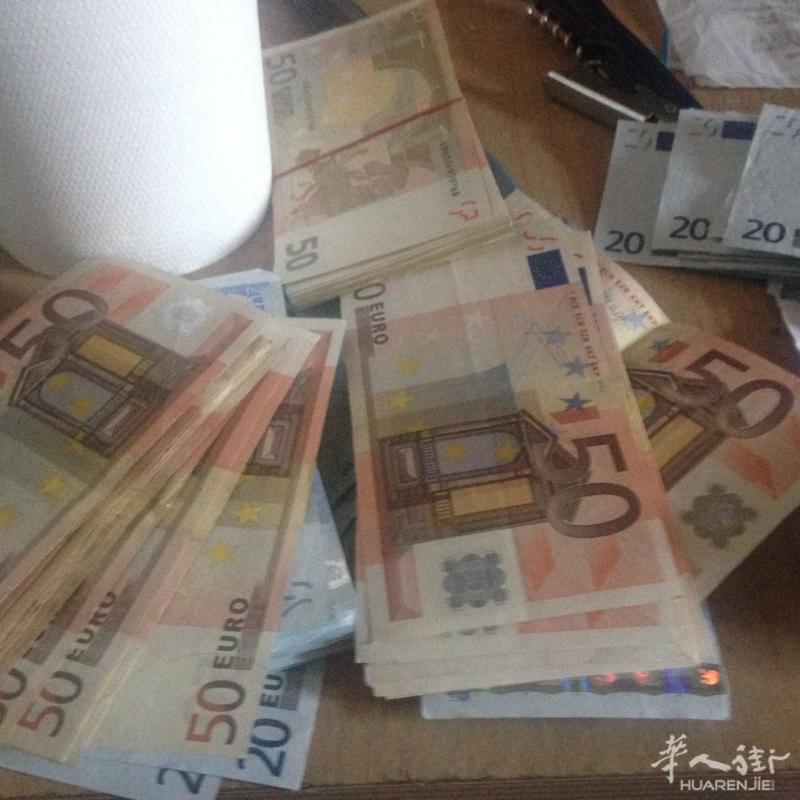 出售1400欧元有要的微信649337124