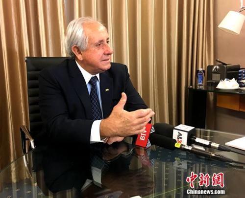 格拉萨坚信中国将成为排球王国。<a target='_blank' href='http://www.chinanews.com/' >中新网</a>记者王牧青摄 国际排联主席格拉萨:中国将成为世界排球王国