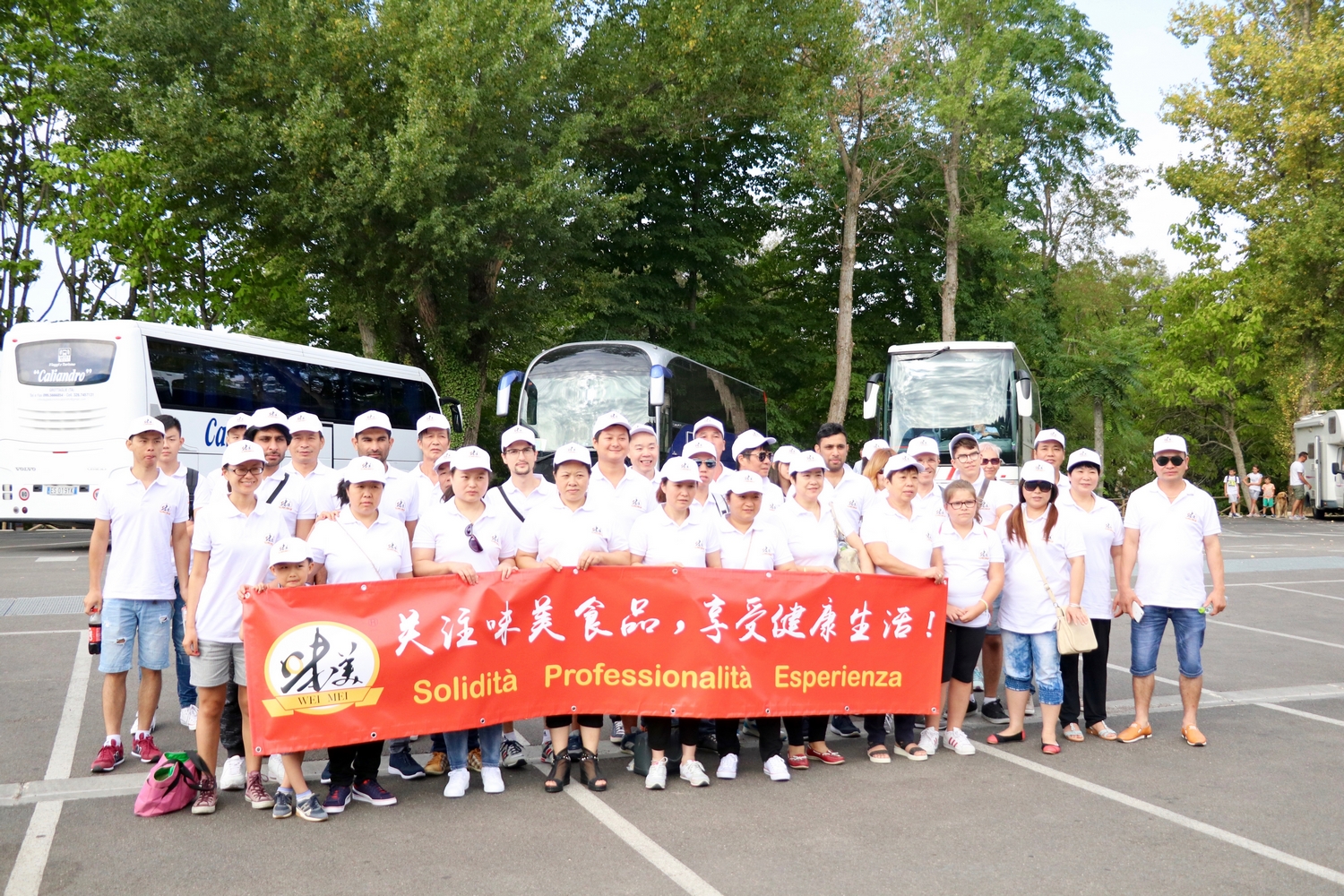 欧洲食品企业味美集团组织奖励员工集体度假旅游